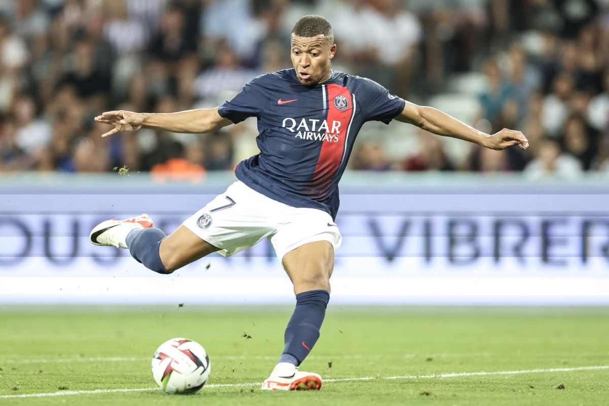 Ancelotti exclut l'intérêt du Real Madrid pour Mbappé Ancelotti exclut l'intérêt du Real Madrid pour Mbappé