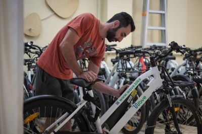 Meet the e-bike company peddling a revolution in urban transportation