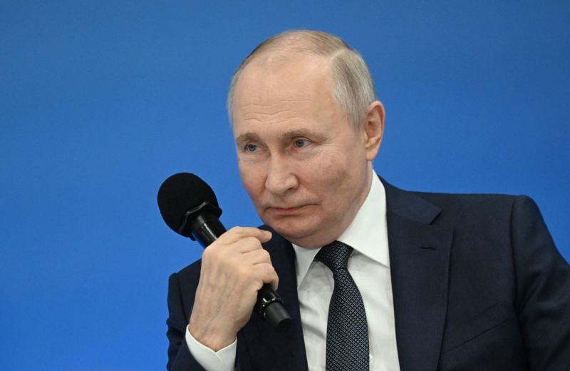 La Russie est « invincible », dit Poutine à des élèves pour la rentrée scolaire