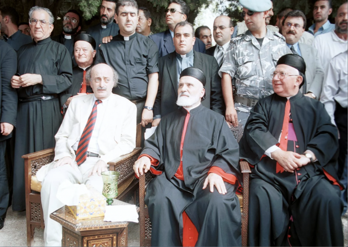 Looking back: from the Mountain war to Druze-Christian reconciliation Looking back: from the Mountain war to Druze-Christian reconciliation