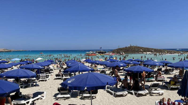 Cinq Israéliens arrêtés pour le viol présumé d'une jeune britannique