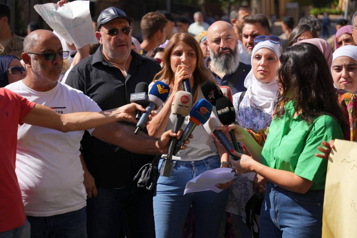 Public school teachers protest dire conditions ahead of school year Public school teachers protest dire conditions ahead of school year