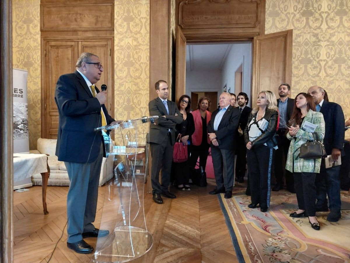 Une « histoire dans la guerre libanaise » signée et présentée à Paris par Nagib Lyan
