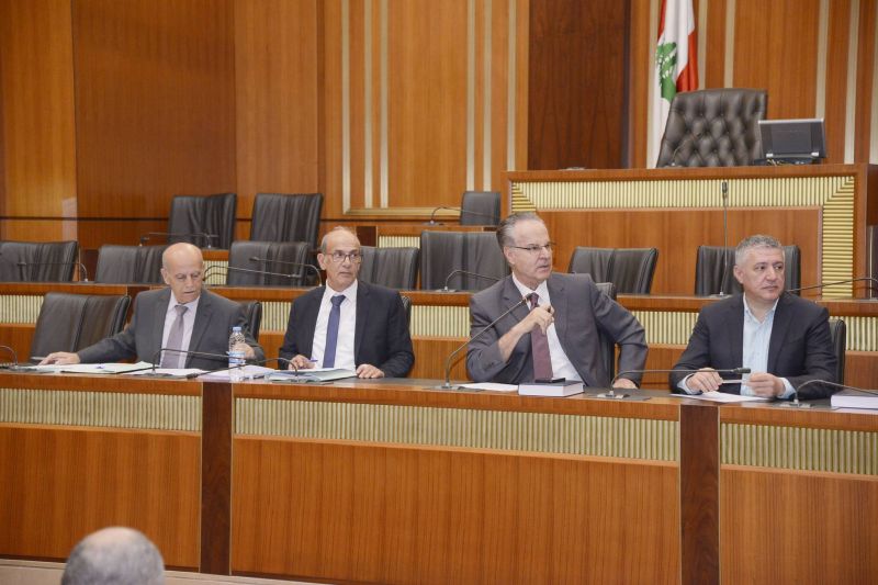 Parliamentary committee approves law restricting some stateless people from accessing Lebanese citizenship