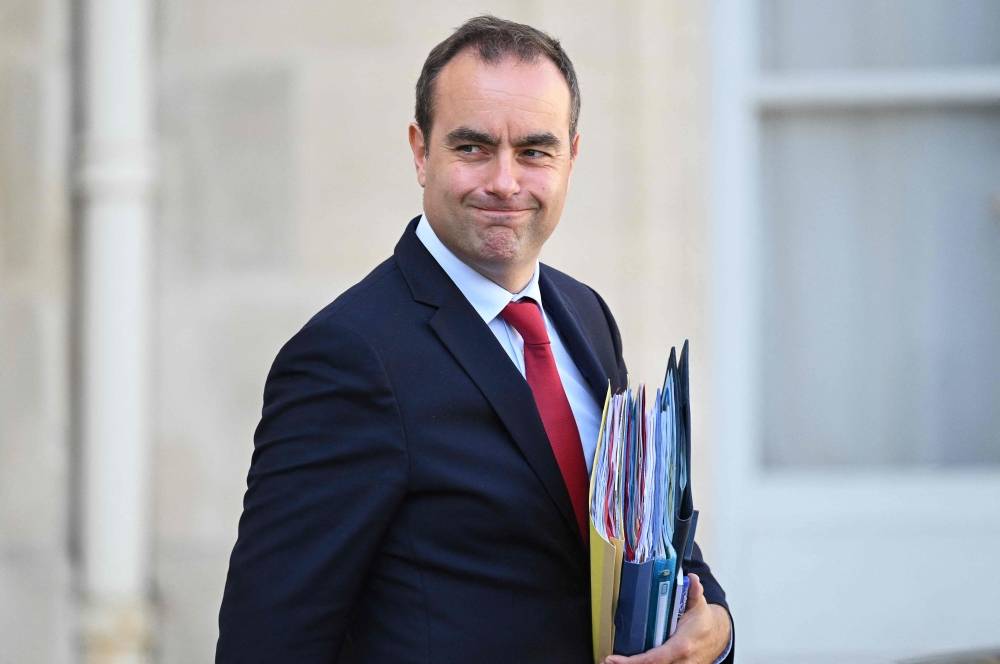 Le ministre français des Armées à Kiev pour ancrer l'aide française dans la durée