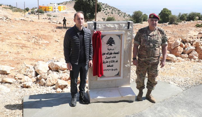 Army commander: Syrian refugee presence in Lebanon is 'existential threat' Army commander: Syrian refugee presence in Lebanon is 'existential threat'