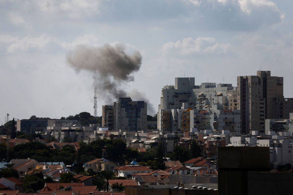 Ashkelon, ville du sud d'Israël, touchée par les roquettes palestiniennes : les images