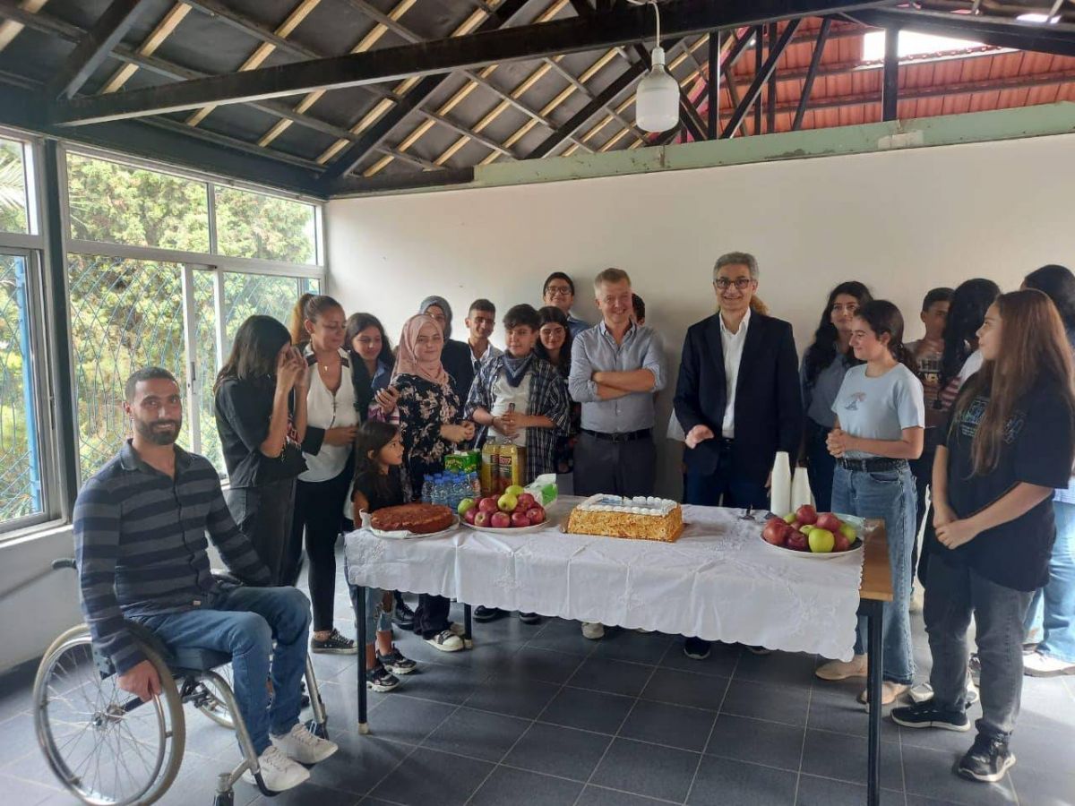 L’auteur David Groison rencontre les élèves de l’École secondaire officielle de Amchit