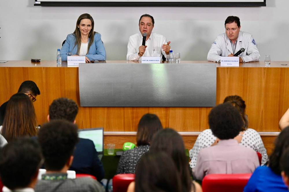 Le président Lula quitte l'hôpital plus tôt que prévu Le président Lula quitte l'hôpital plus tôt que prévu