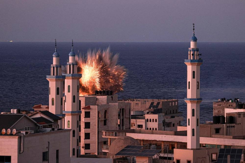 Mikati appelle à la retenue, Blinken en Israël, le Hamas et le Hezbollah appellent à des rassemblements vendredi
