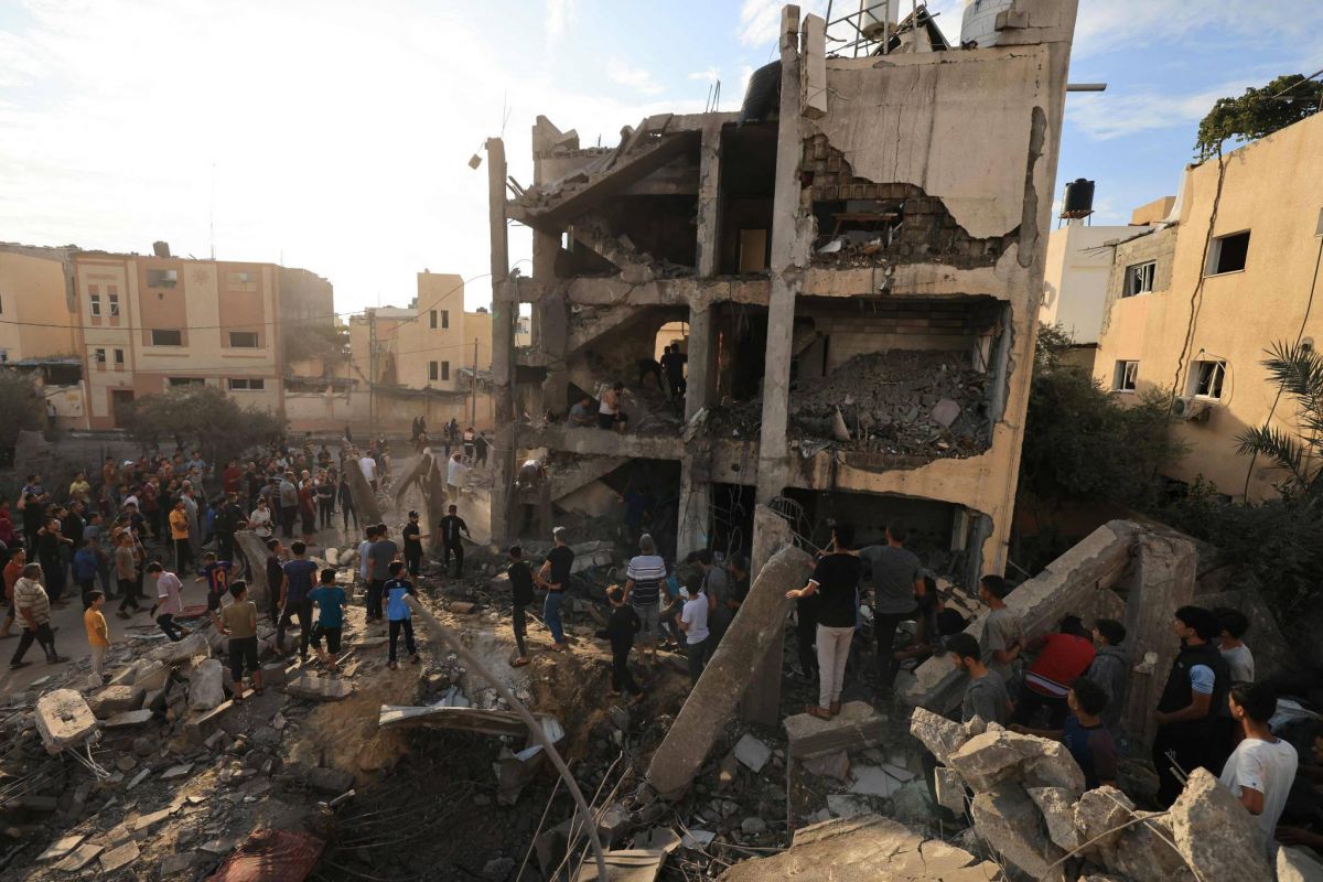 Des centaines de morts dans un raid israélien sur l’enceinte d’un hôpital à Gaza