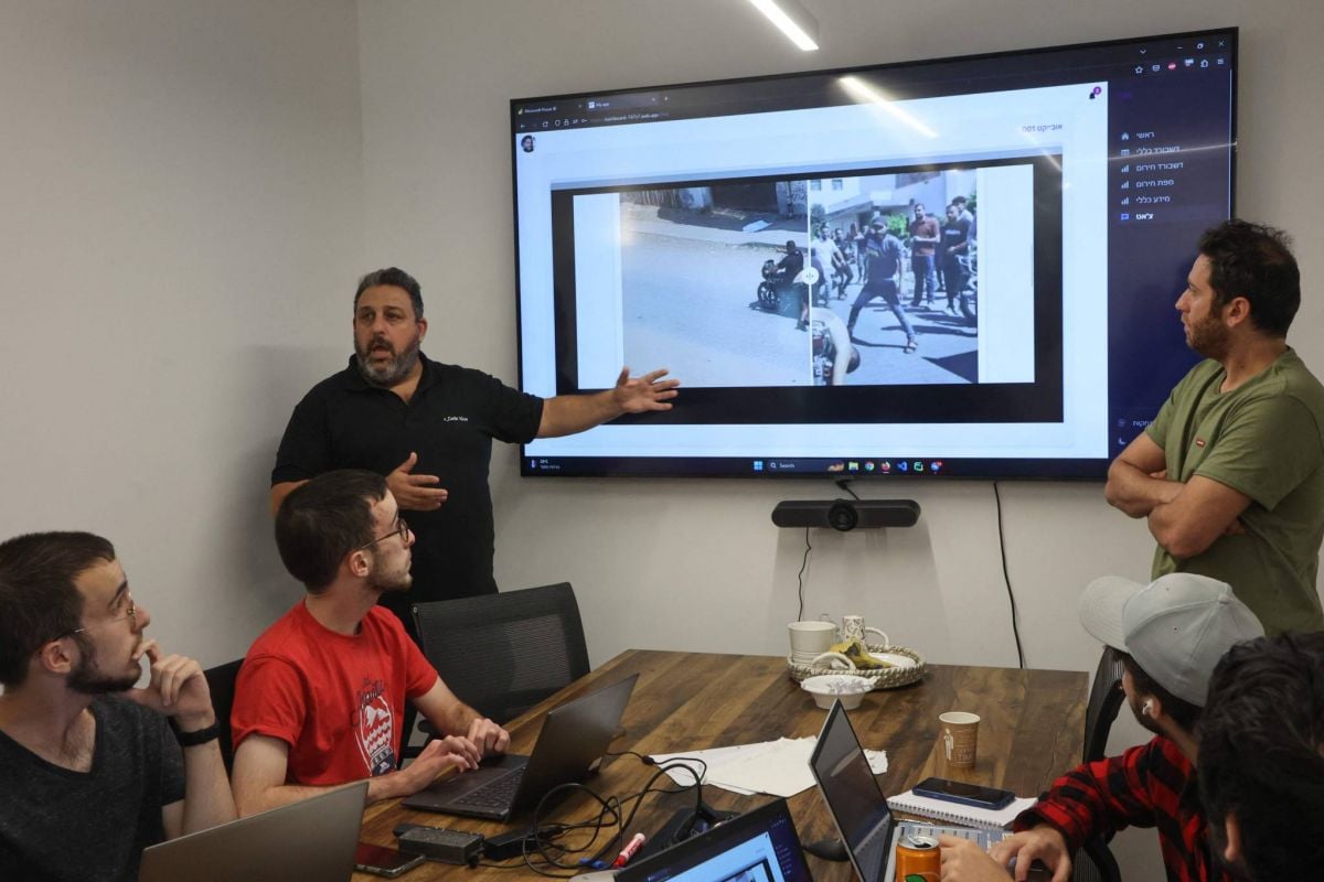 À Tel-Aviv, la tech israélienne au service de la recherche des otages