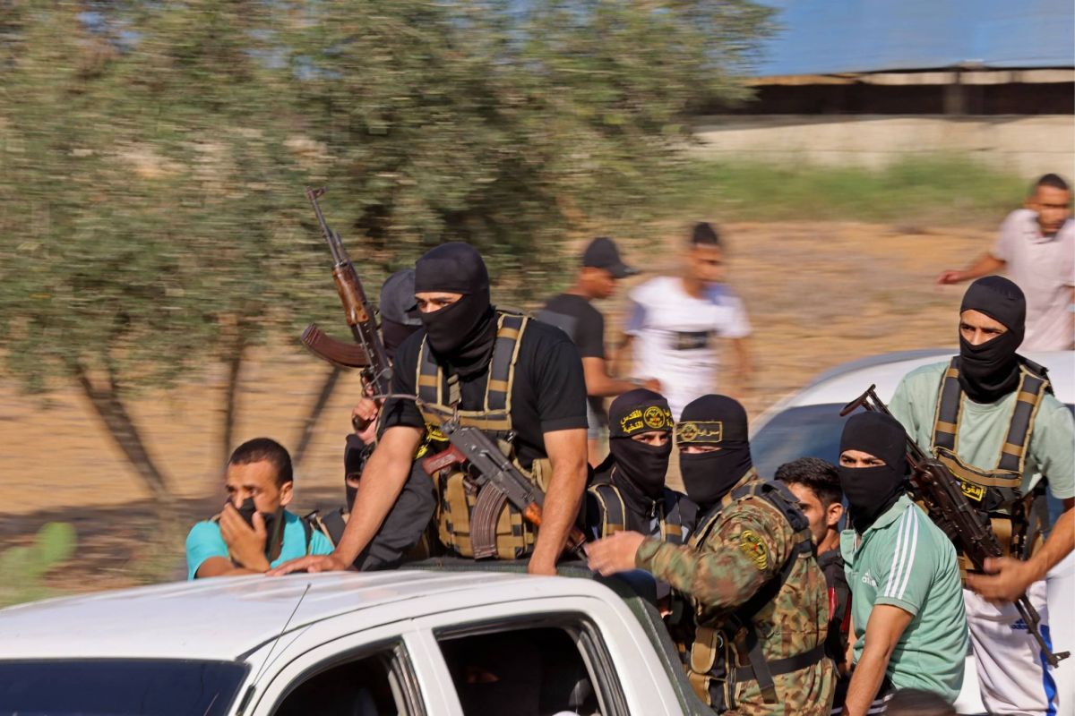 L’opération « Déluge d’al-Aqsa », entre droit à la guerre et droit dans la guerre L’opération « Déluge d’al-Aqsa », entre droit à la guerre et droit dans la guerre
