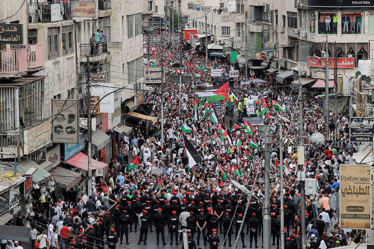 Jordanie: manifestation pour l'annulation du traité de paix avec Israël Jordanie: manifestation pour l'annulation du traité de paix avec Israël