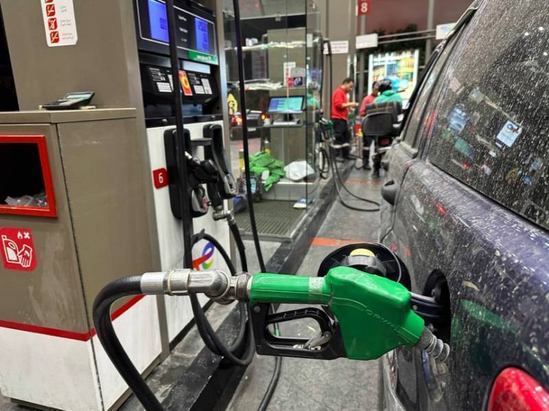 Hausse des prix de l'essence, du diesel et du mazout, et baisse de celui de la bonbonne de gaz