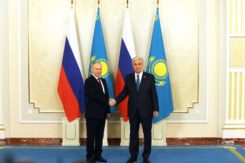 Poutine au Kazakhstan pour cimenter son influence chez « son plus proche allié »