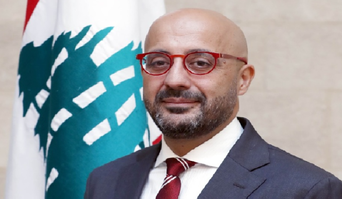 Plus de cent incendies au Liban-Sud causés par les bombes au phosphore israéliennes, assure Nasser Yassine