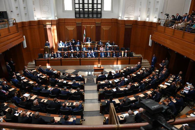 Lebanese deputies call on Arab leaders to 'help Lebanon' avoid involvement in war