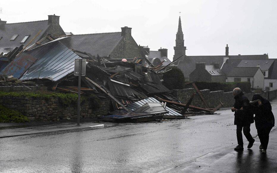 Tempêtes Ciaran et Domingos: les assureurs estiment les dommages à 1,3 milliard d'euros