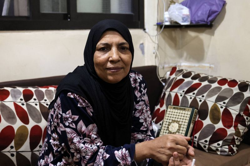 Palestinian Refugee in Lebanon Mourns Relatives Killed in Gaza Strikes Before Truce