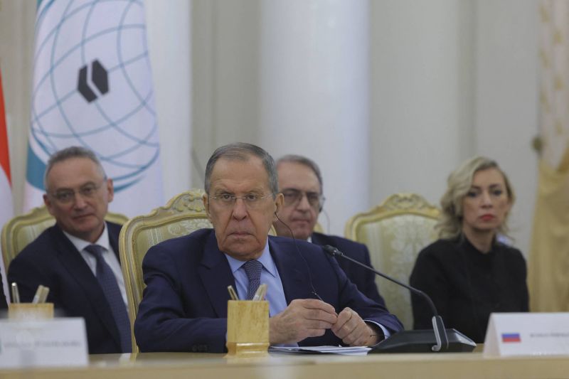 Lavrov annonce qu’il pourrait assister à la réunion de l’OSCE