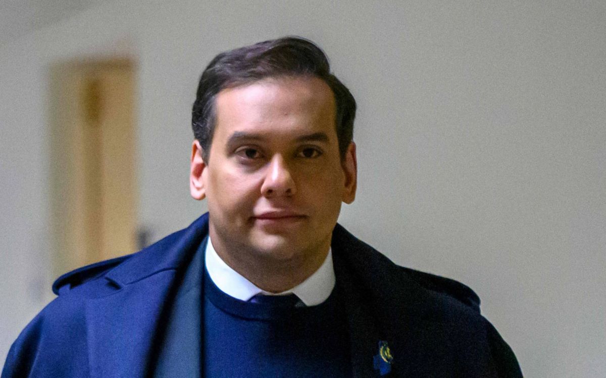 George Santos, élu serial menteur, expulsé du Congrès américain George Santos, élu serial menteur, expulsé du Congrès américain