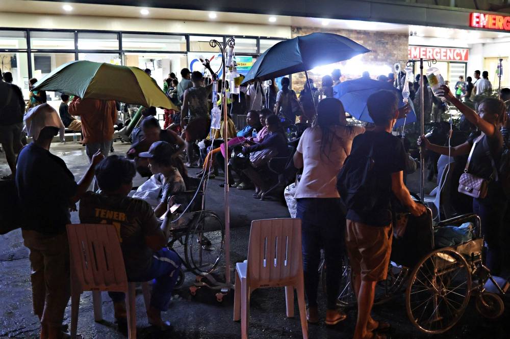 Philippines un puissant séisme frappe l'île de Mindanao, au moins deux morts et quatre blessés