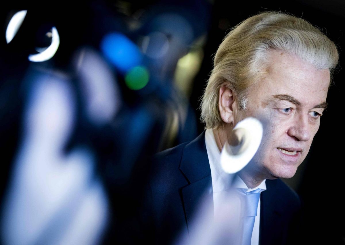 La victoire électorale de l’extrême droite se confirme, mais rencontre de la résistance