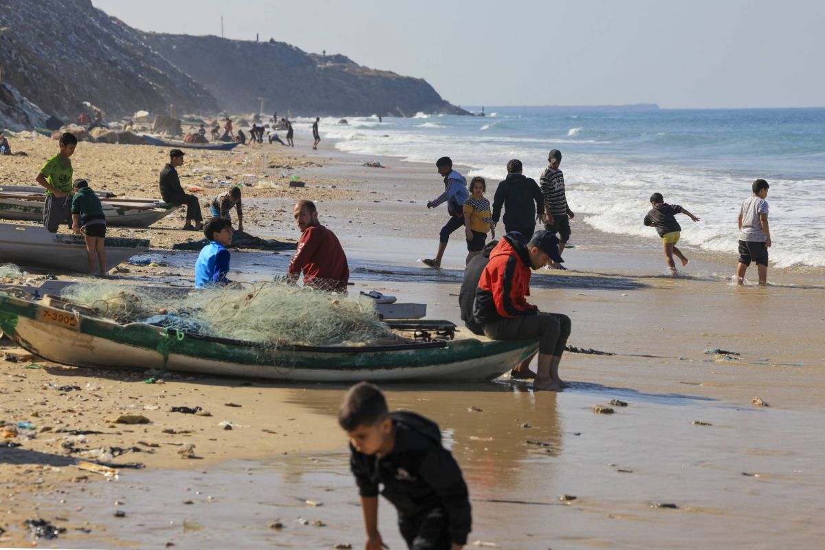Avec la trêve, les Gazaouis retrouvent la mer