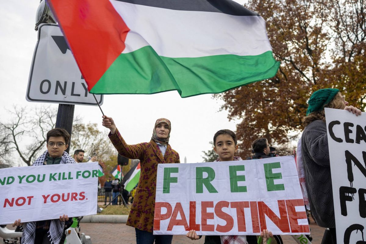 Activists calling for Gaza cease-fire protest in US Senate office building