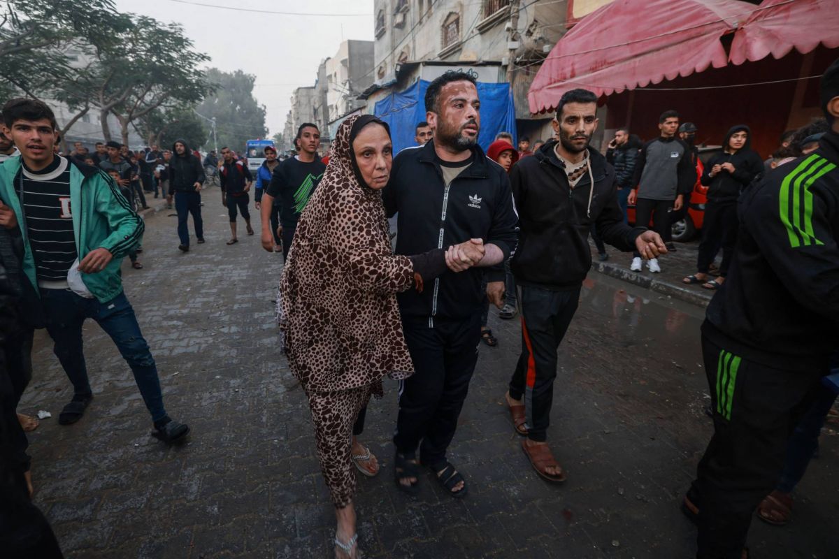 Israeli missile lands near school, Beirut’s airport floods, City Center protest: Everything you need to know to start your Wednesday