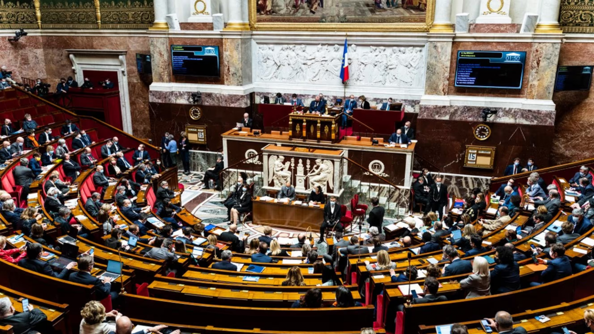 La majorité tente de sauver ce qui peut l'être de la loi immigration La majorité tente de sauver ce qui peut l'être de la loi immigration