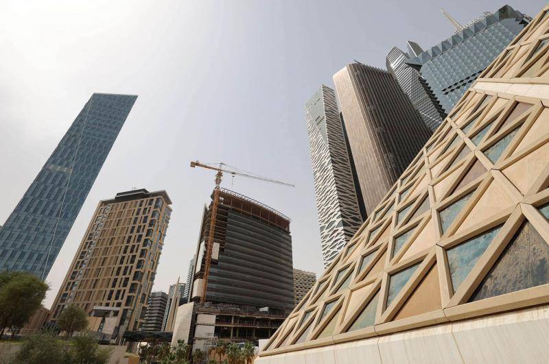 Saudi Arabia: 30-year tax exemption for companies moving regional headquarters to Riyadh