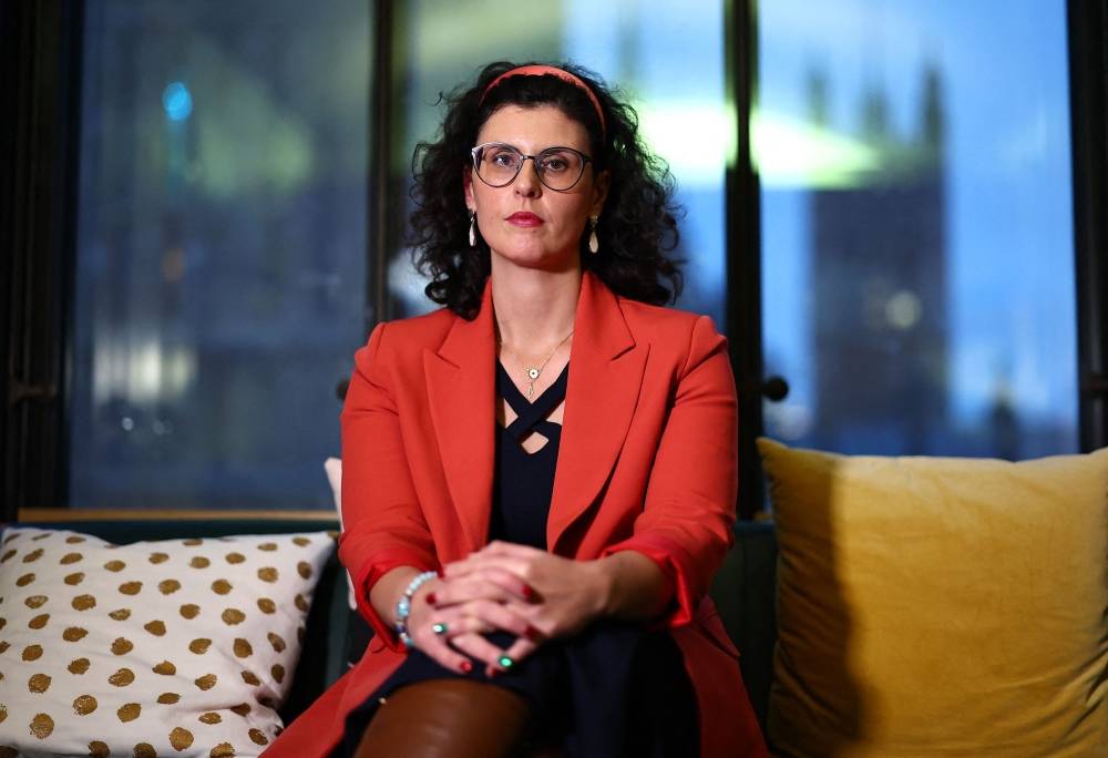 L'inquiétude d'une députée britannique pour ses proches coincés dans une église de Gaza