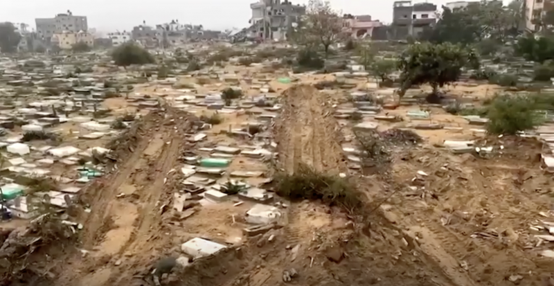 À Gaza, même les cimetières sont pris pour cible