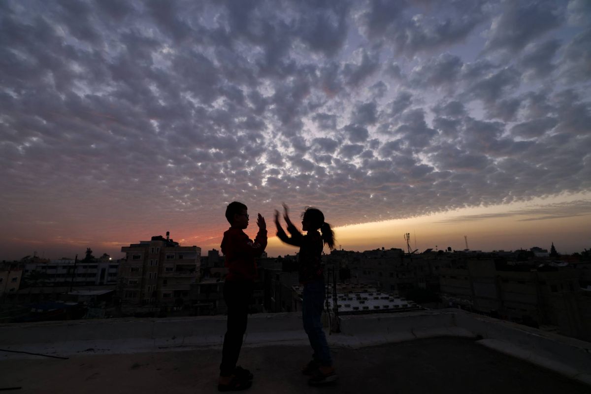 Canada to welcome citizens' extended families from Gaza Canada to welcome citizens' extended families from Gaza