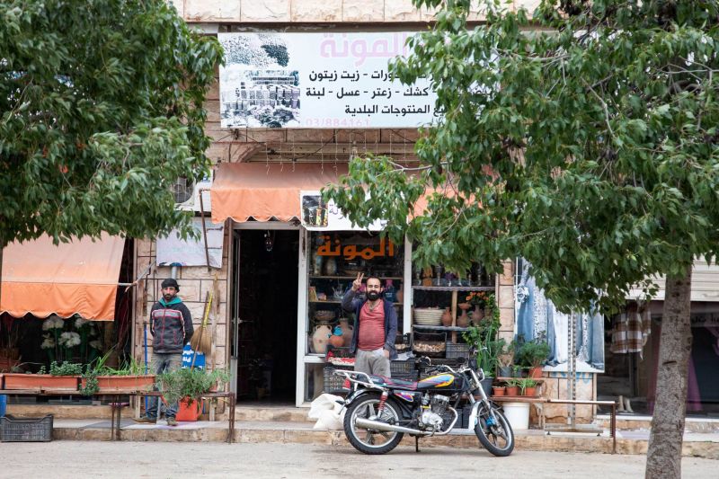 South Lebanon small businesses defy Israeli bombs to stay open