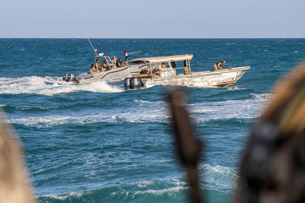 Greece advises vessels to avoid Yemeni waters after Red Sea attacks