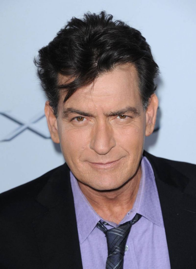 Charlie Sheen attaqué chez lui à Malibu une voisine arrêtée pour