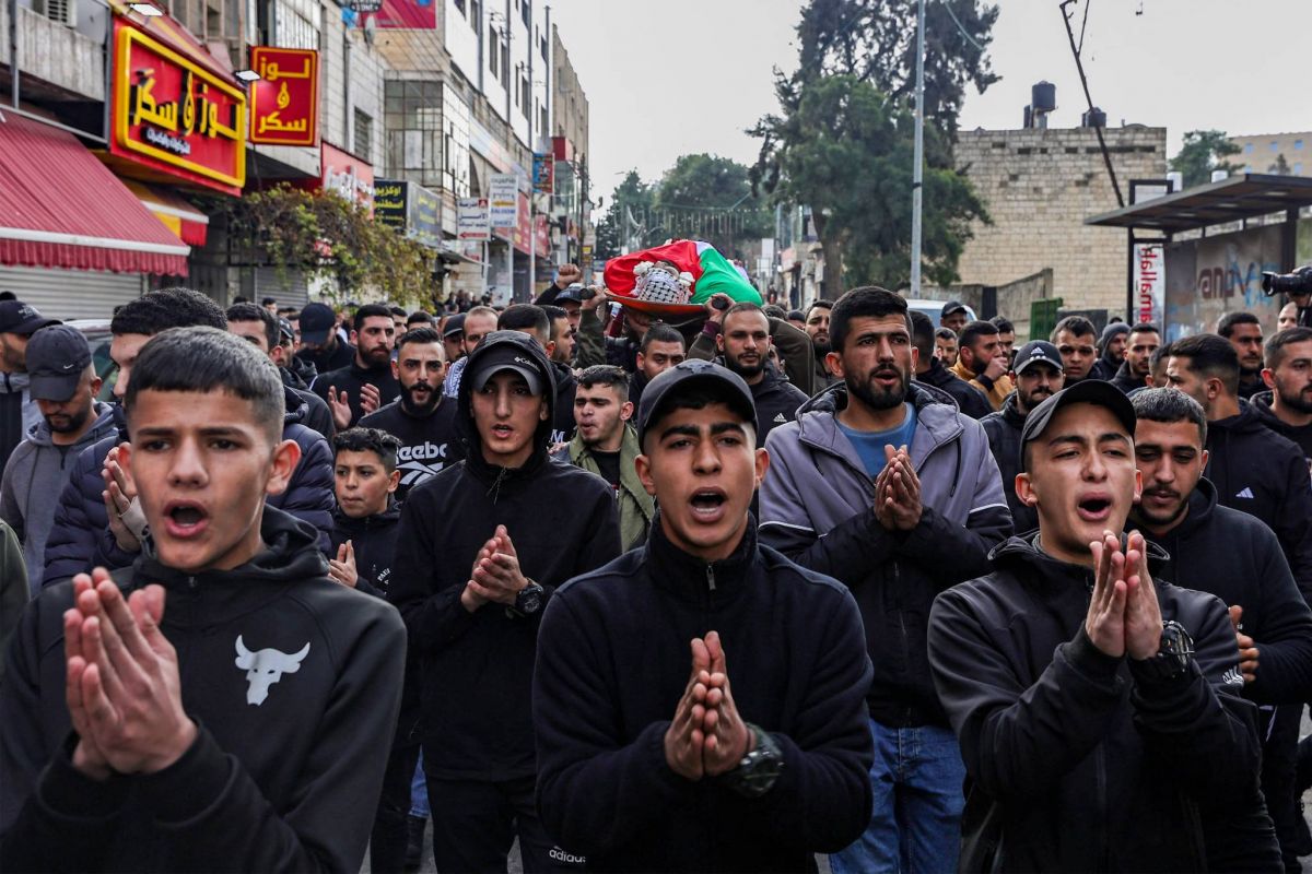 Israeli forces kill Palestinian in West Bank raid