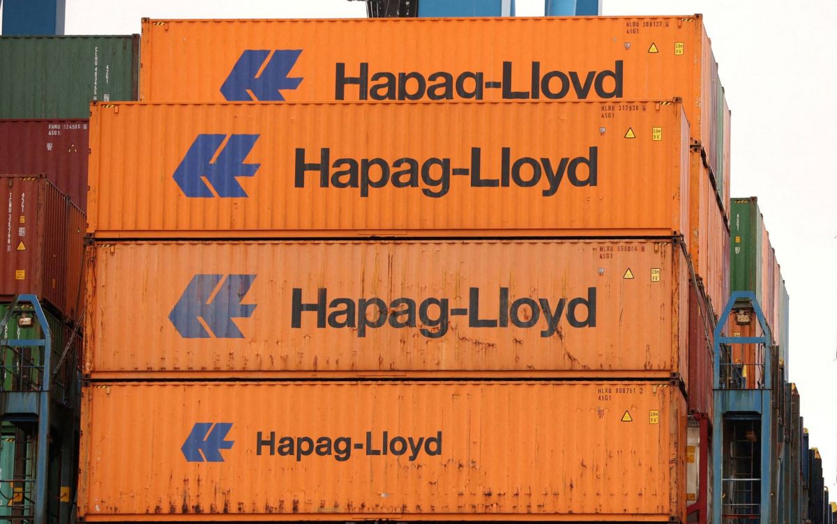 Hapag-Lloyd: Will continue to divert vessels from the Suez Canal