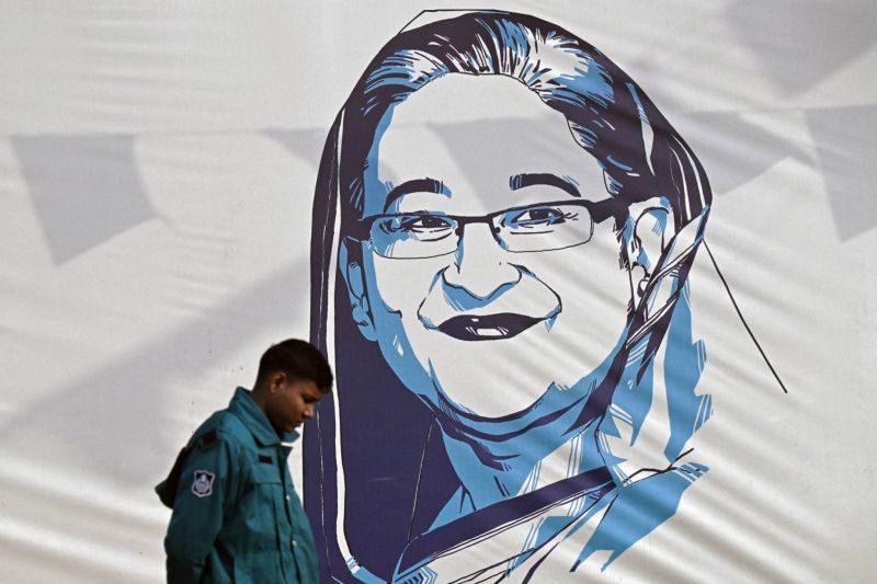 Victoire écrasante aux législatives de la Première ministre Hasina