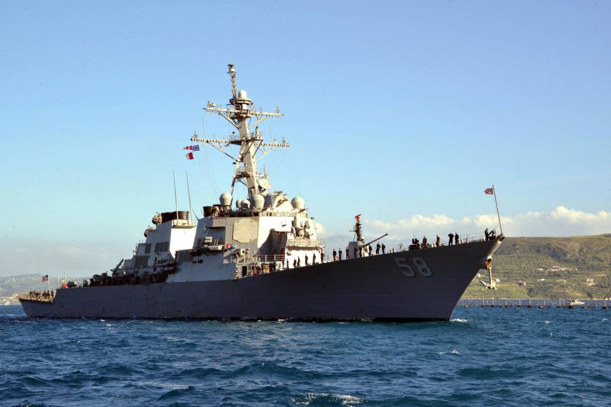 US downs missile fired from Yemen at American warship
