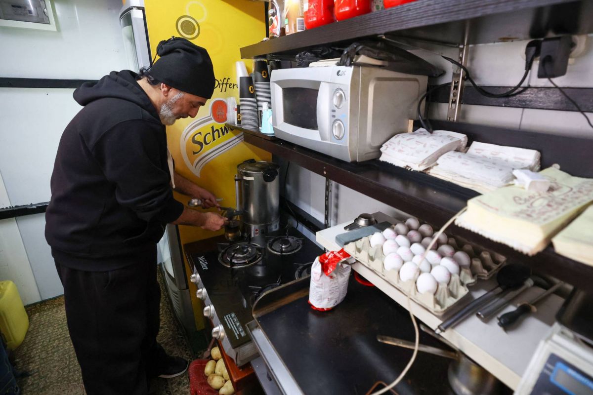 West Bank economy in tatters as Gaza war rages