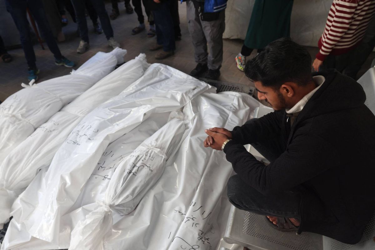 Almost 24,000 Palestinians killed in Israeli strikes on Gaza since Oct. 7