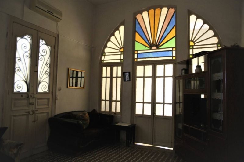 « Beyrouth de verre et de couleurs », ou la mémoire historique du vitrail par Houda Kassatly