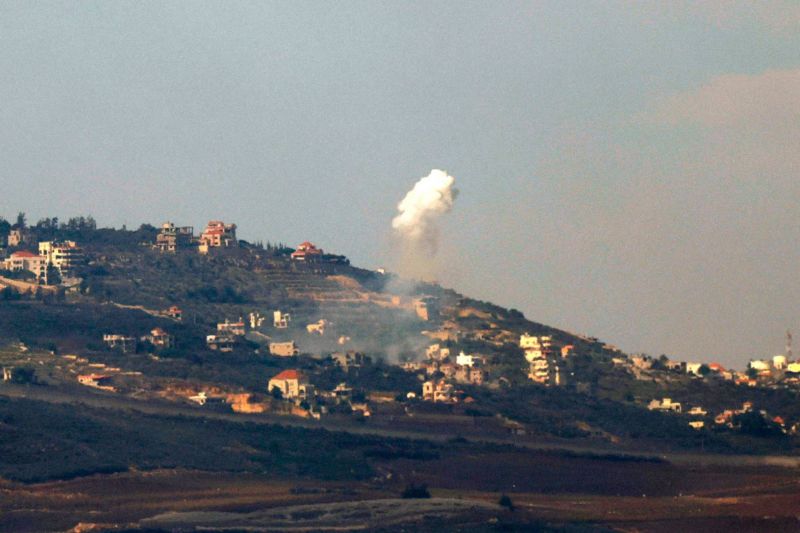 L'armée israélienne dit avoir frappé une « base aérienne du Hezbollah » dans la région de Jezzine