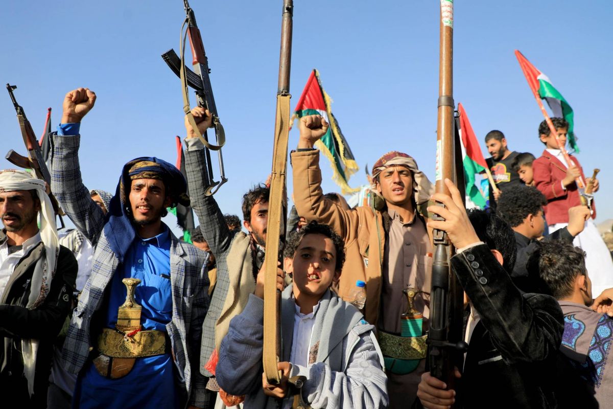 42 percent drop in Suez traffic following Huthi attacks
