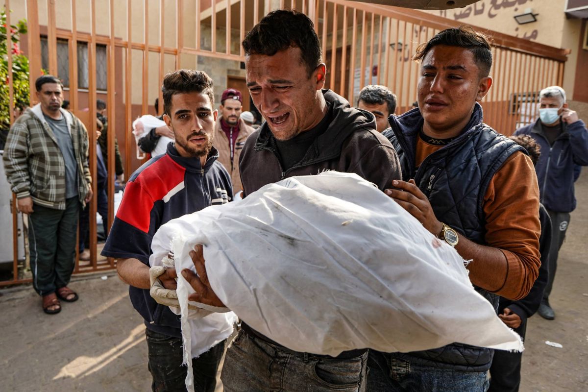 Health ministry says Israeli tanks fire on Khan Younis hospital