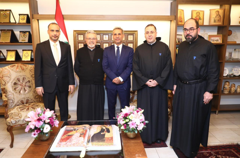 L’ambassadeur du sultanat d’Oman à l’Institut technique des pères antonins